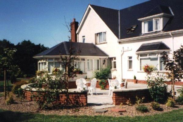 Caldhame Lodge Crumlin  Exterior foto